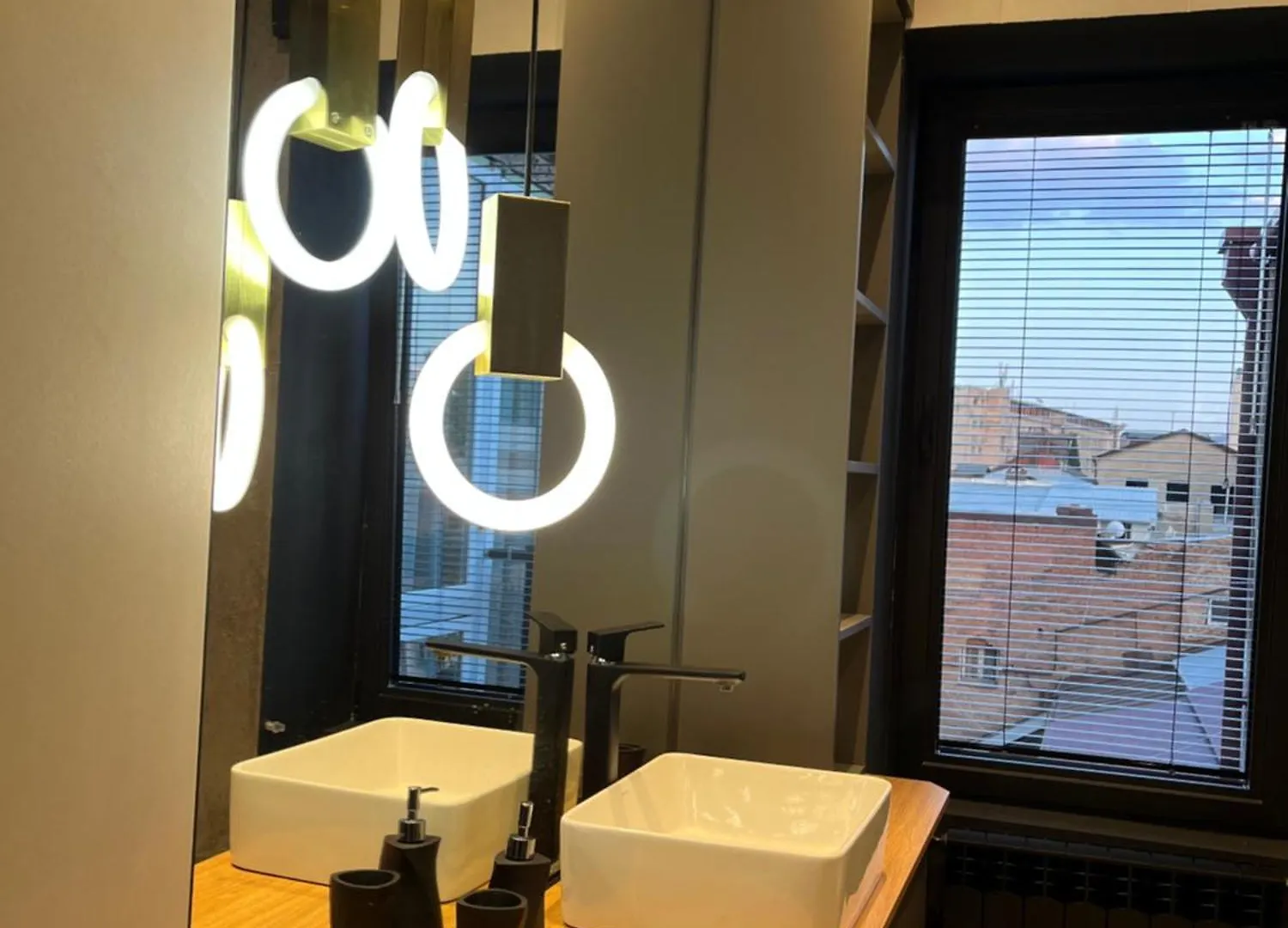 J&J City Centre Apartment Tbilisi 0*,